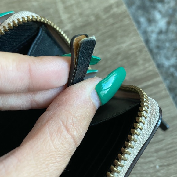 Kate Spade Wallet - Picture 10 of 10